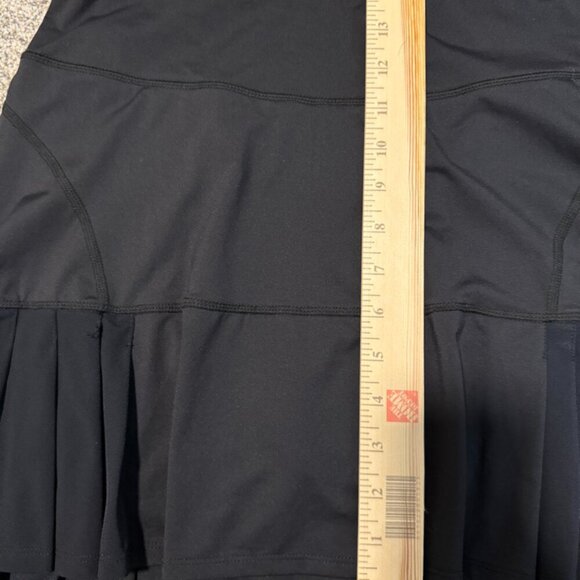 Tonic Active Pleated Tennis Skirt – Black (Size M) | Made in Canada! - Picture 3 of 6